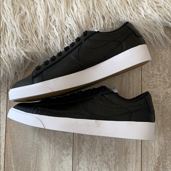NWT Nike Blazer low leather black - Picture 8 of 9